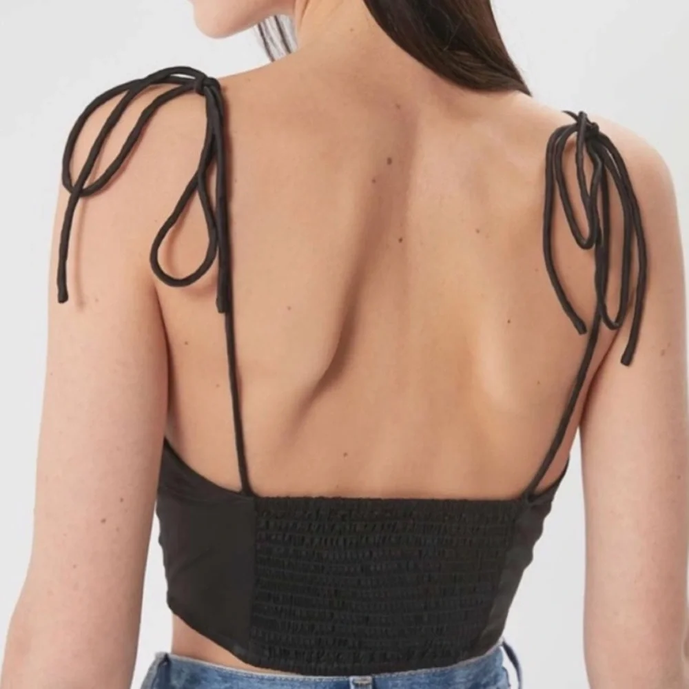 UO Lolly Satin Tie-Shoulder Top - Black. Size XL
